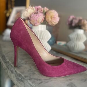 Gorgeous elegant suede dark mauve heeled shoes